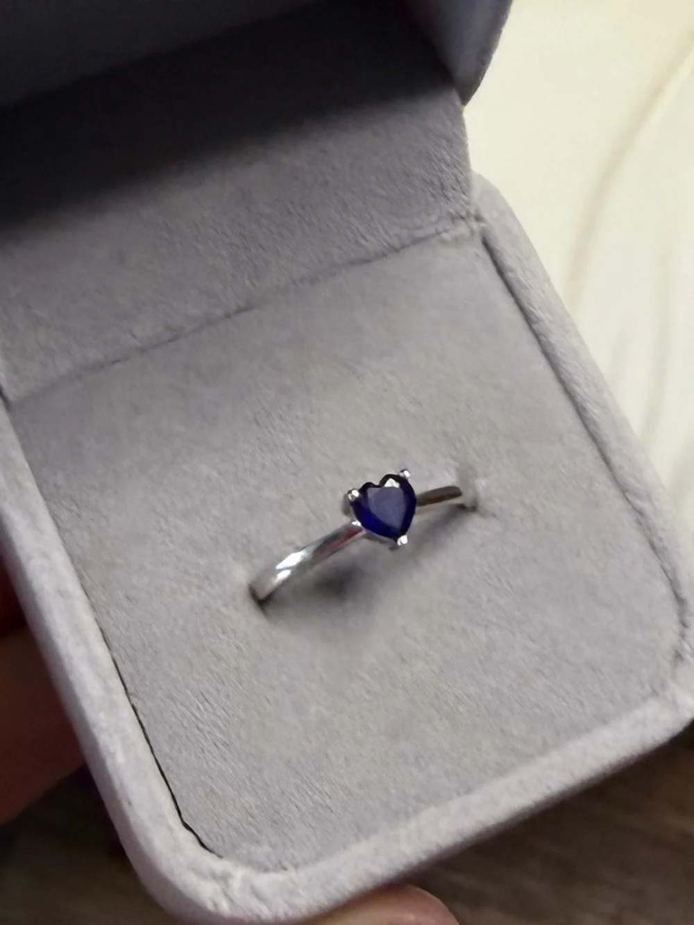 Stunning Natural Blue Sapphire Heart cut .60CT 925 Sterling Silver Ring Sz 6.75